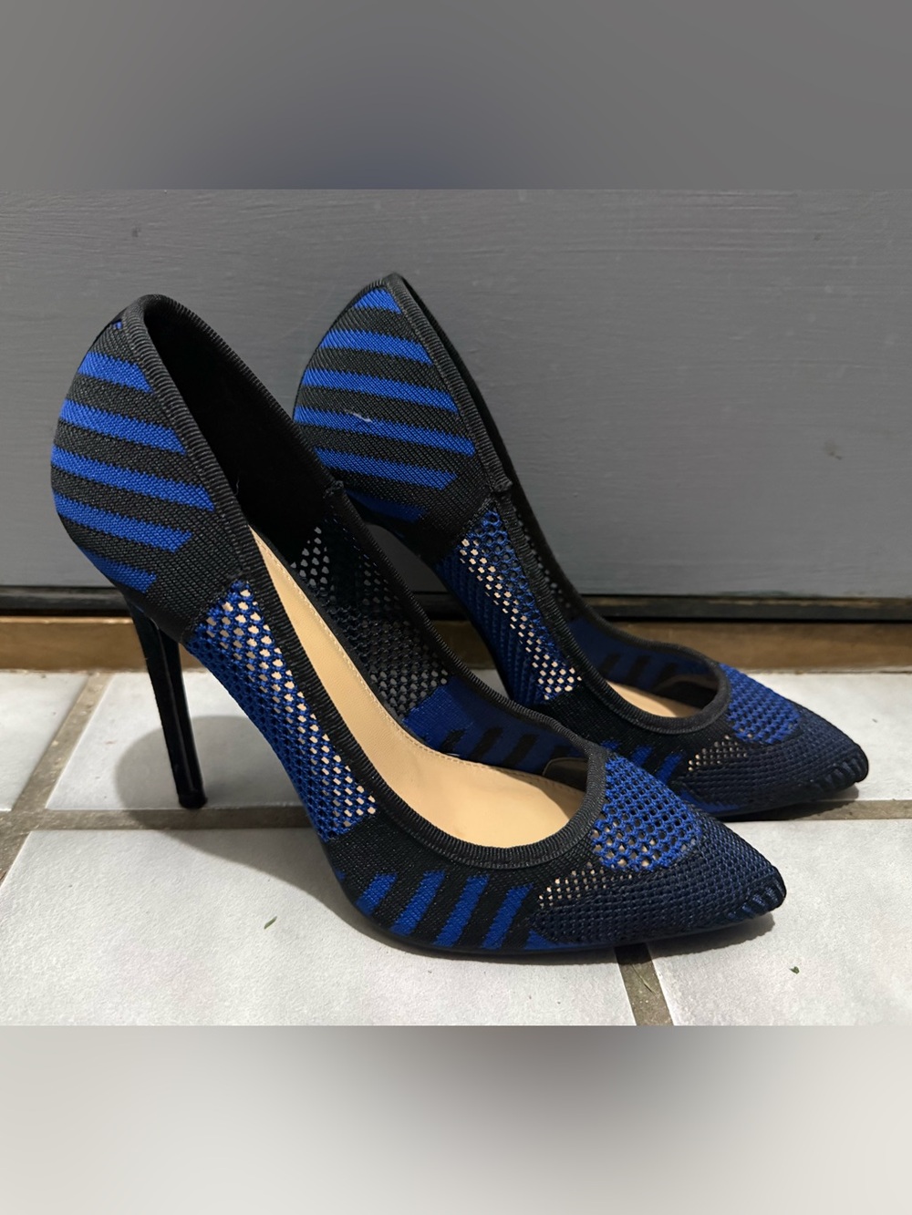 Just Fab “Milly” RoyalBlue Black Striped Mesh Pointed-Toe 5”Stiletto Pumps (9.5)